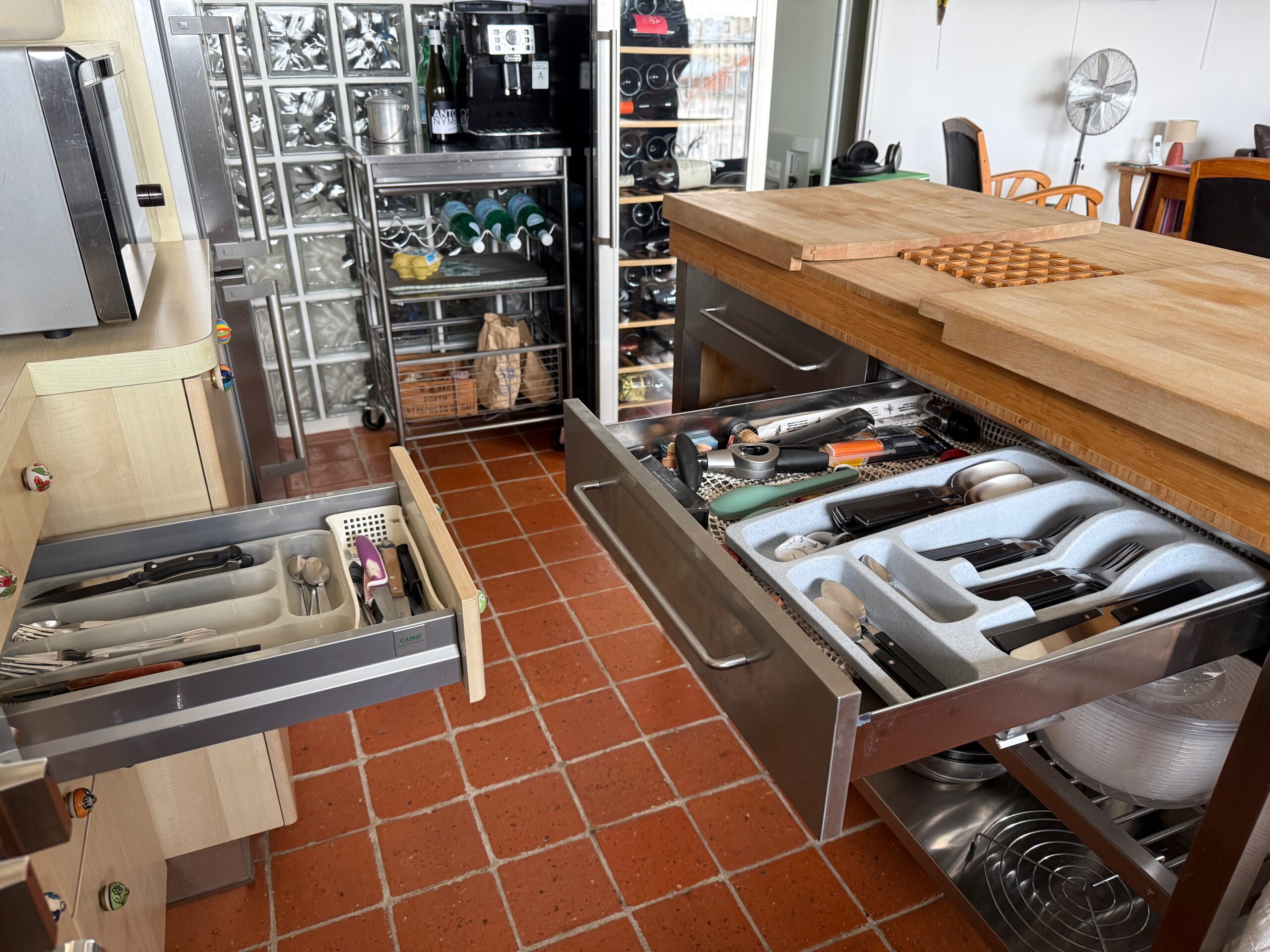 Produits d'entretien placard d'angle