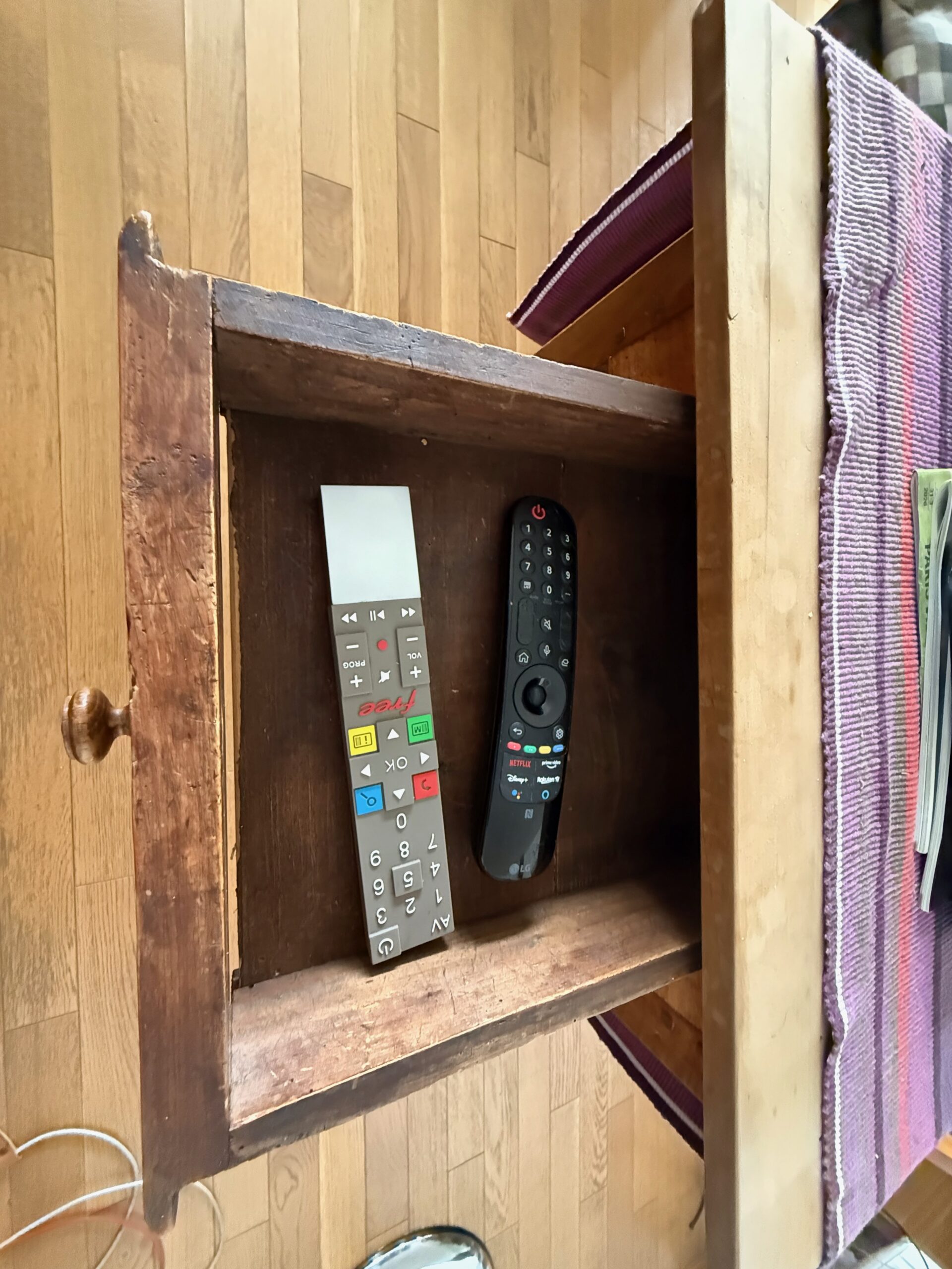 Télécommandes TV et box